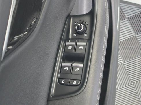 Used 2025 Audi Q7 3.0T Premium Plus image 22