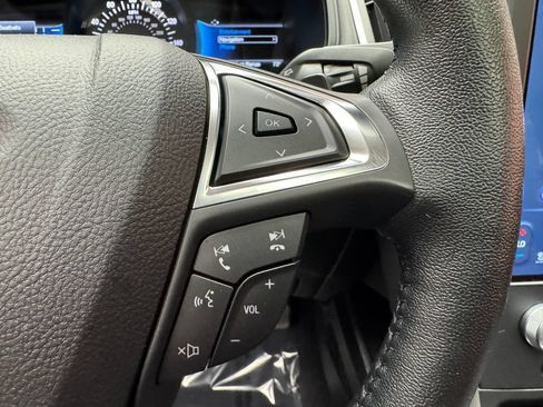 Certified 2022 Ford Edge SEL w/ Convenience Package AWD/4WD image 18
