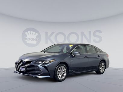 Used 2021 Toyota Avalon XLE w/ Moonroof Package
