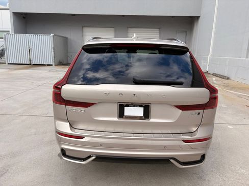 Used 2026 Volvo XC60 B5 Plus w/ Protection Package Premier image 10