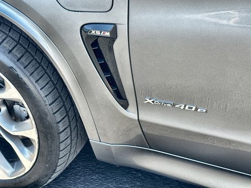 Used 2018 BMW X5 xDrive40e image 33
