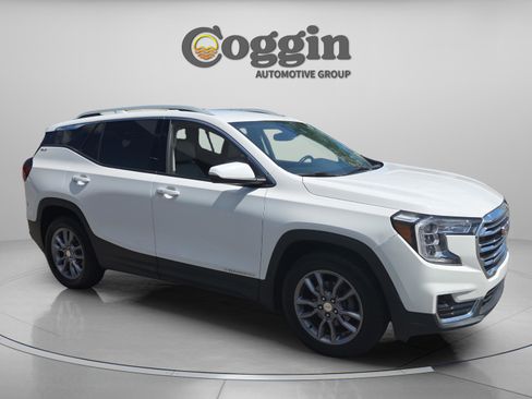 Used 2023 GMC Terrain SLT FWD image 7