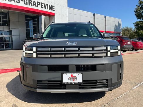 Used 2025 Hyundai Santa Fe SEL image 4