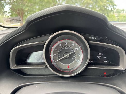 Used 2014 MAZDA MAZDA3 i Sport FWD image 19