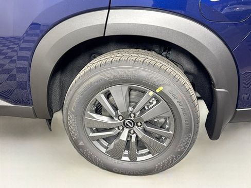 New 2026 Nissan Pathfinder SV AWD/4WD image 27