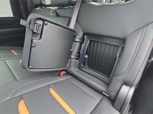 New 2026 GMC Sierra 2500 AT4 image 34