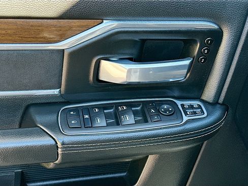 Used 2024 RAM 2500 Laramie image 15