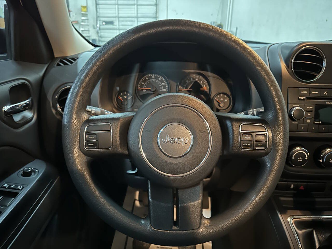 Used 2016 Jeep Patriot Sport w/ Power Value Group FWD image 24