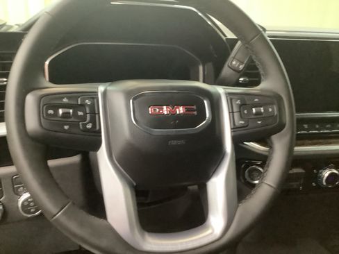 New 2026 GMC Sierra 2500 SLE AWD/4WD image 17