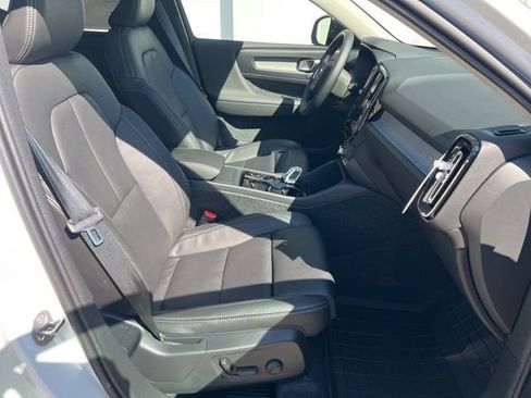 New 2026 Volvo XC40 B5 Plus w/ Protection Package Premier AWD/4WD image 15