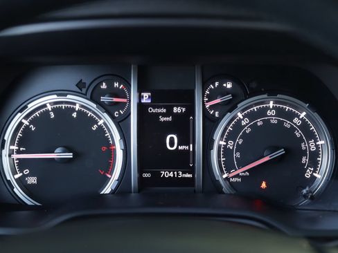 Used 2022 Toyota 4Runner TRD Off-Road Premium w/ TRD Black Wheel Package (TMS) AWD/4WD image 12