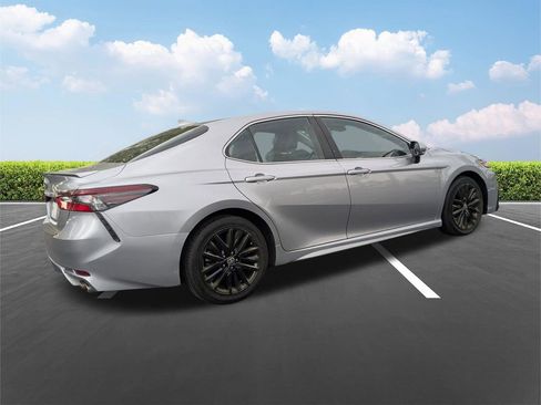 Certified 2024 Toyota Camry SE image 4