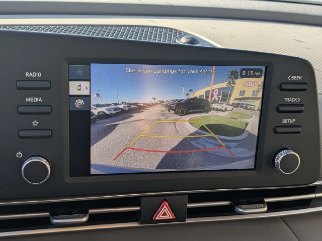 Used 2026 Hyundai Elantra SE FWD image 21