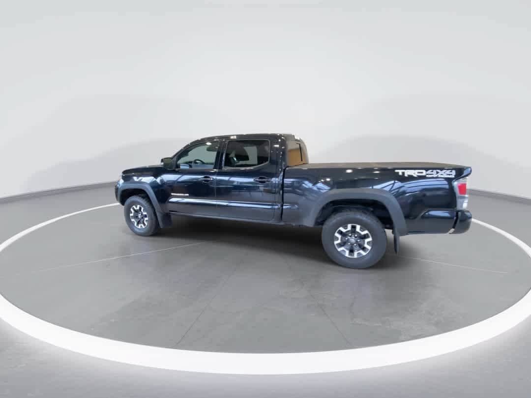 Used 2022 Toyota Tacoma TRD Off-Road w/ TRD Premium Off Road Package AWD/4WD image 6