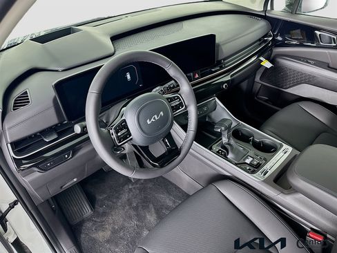 New 2026 Kia Carnival SX Prestige FWD image 6
