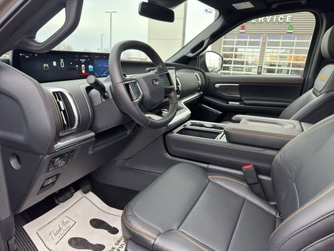 New 2026 Ford Expedition Tremor image 8