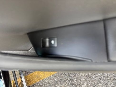 Used 2019 Buick Cascada Premium FWD image 50