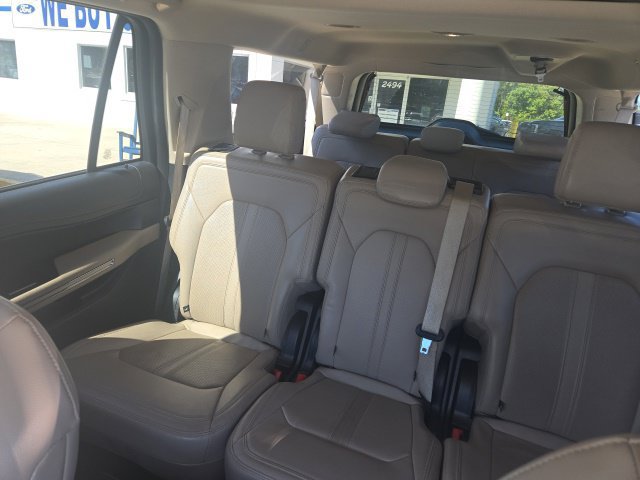 Used 2024 Ford Expedition Max Limited AWD/4WD image 28