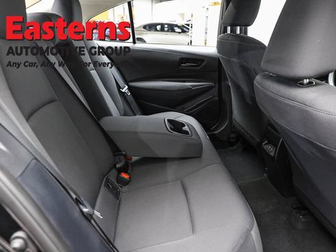 Used 2025 Toyota Corolla LE FWD image 22