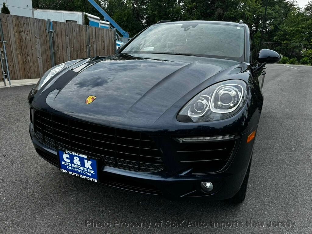 Used 2017 Porsche Macan AWD/4WD image 8