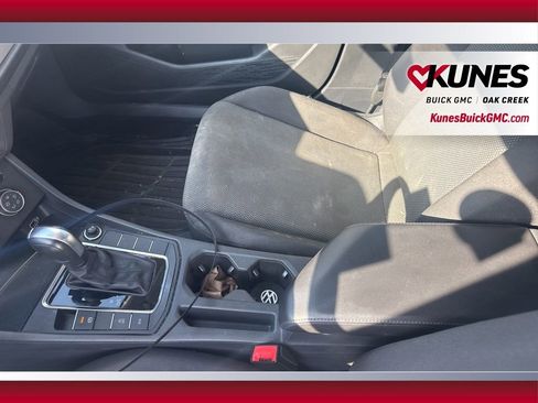 Used 2019 Volkswagen Jetta S image 36