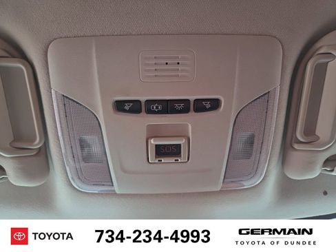 Certified 2020 Toyota Corolla LE image 28