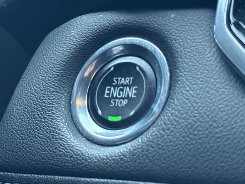 Used 2023 Chevrolet Colorado LT w/ LT Convenience Package RWD image 17