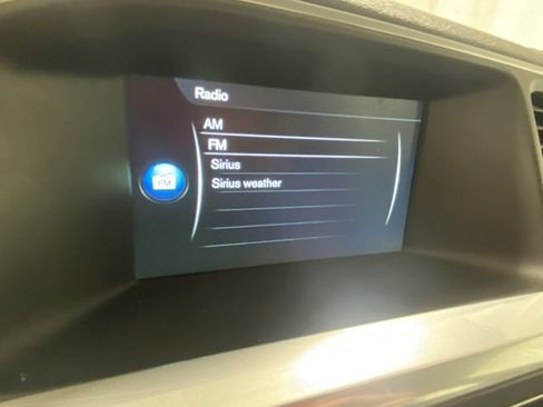 Used 2017 Volvo S60 T5 Inscription w/ Convenience Package image 19