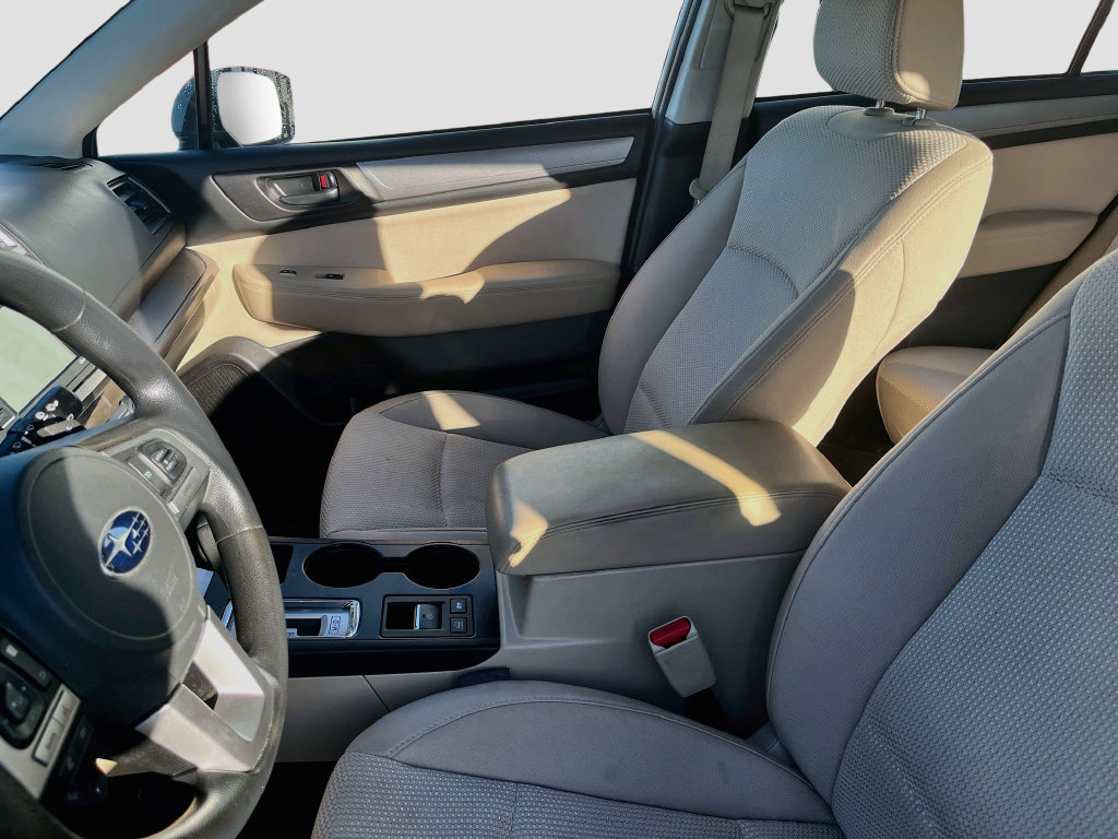 Used 2017 Subaru Outback 2.5i AWD/4WD image 22