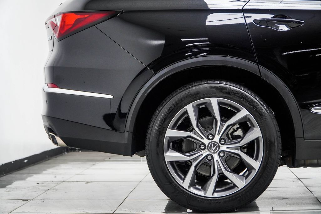 Used 2024 Acura MDX w/ Technology Package FWD image 9