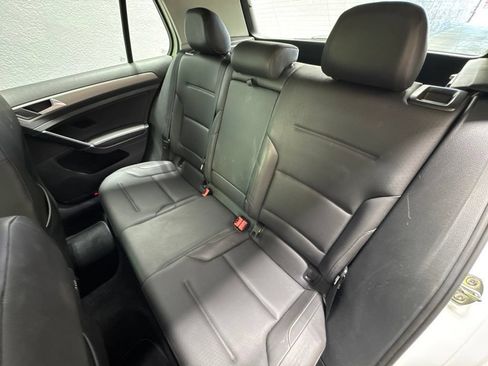 Used 2015 Volkswagen Golf TDI SE FWD image 21