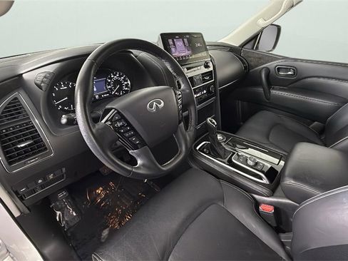 Used 2024 INFINITI QX80 Luxe image 18