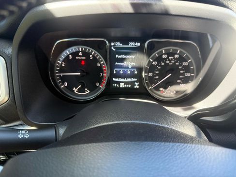 Used 2018 Nissan Titan PRO-4X AWD/4WD image 14
