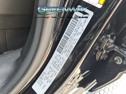 Used 2020 RAM 1500 Laramie RWD image 28
