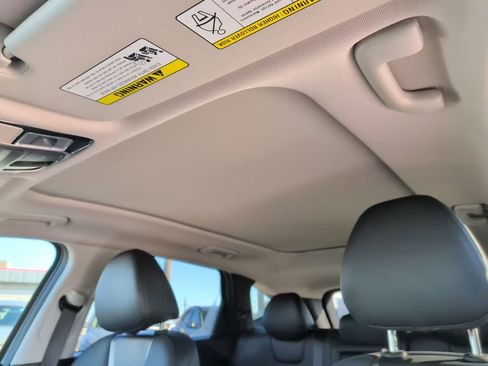 Certified 2025 Hyundai Tucson Limited image 22