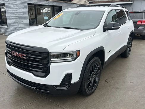 Used 2023 GMC Acadia SLE w/ Driver Convenience Package FWD image 1