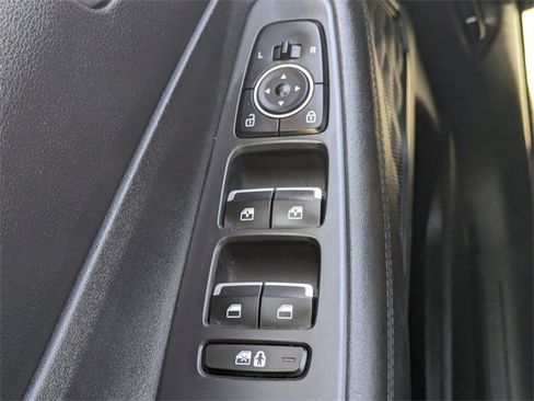 Used 2023 Hyundai Santa Fe SEL image 24