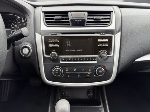 Used 2016 Nissan Altima 2.5 S w/ Power Driver Seat Package FWD image 15
