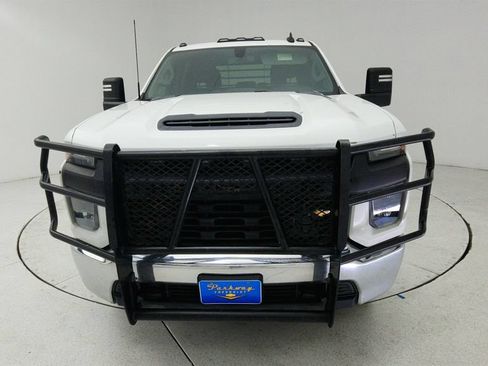 Used 2020 Chevrolet Silverado 3500 W/T w/ WT Convenience Package AWD/4WD image 2