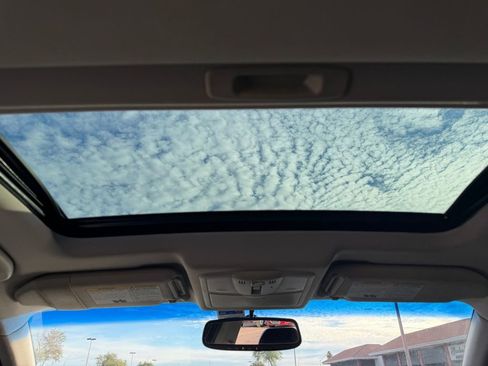 Used 2015 INFINITI Q40 w/ Navigation Package image 24