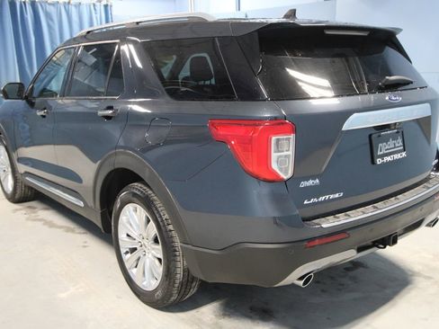 Used 2022 Ford Explorer Limited w/ Equipment Group 301A image 32