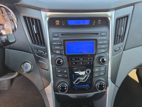 Used 2013 Hyundai Sonata SE image 21