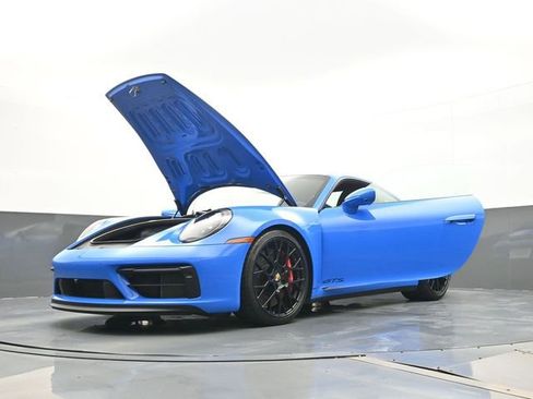 Certified 2024 Porsche 911 Carrera GTS image 25