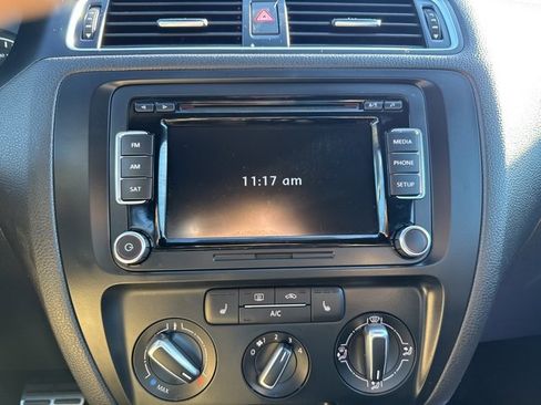 Used 2014 Volkswagen Jetta GLI Edition 30 image 22