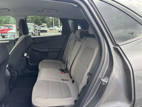 Used 2022 Ford Escape SE w/ SE Sport Appearance Package AWD/4WD image 8