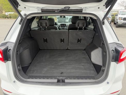 Used 2018 Chevrolet Equinox Premier image 10