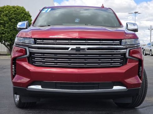 Used 2021 Chevrolet Tahoe Premier w/ Premium Package AWD/4WD image 21