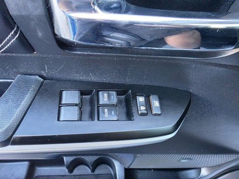 Used 2020 Toyota Tundra Platinum image 32