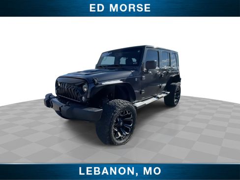 Used 2018 Jeep Wrangler Unlimited Sahara image 7