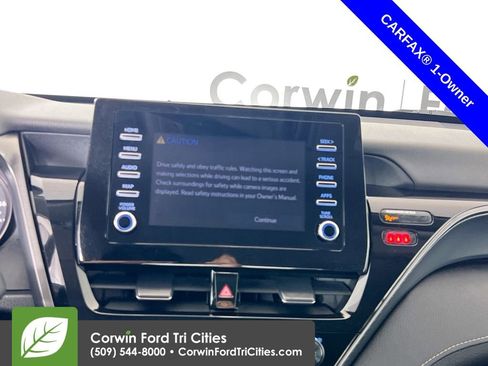 Used 2024 Toyota Camry SE FWD image 21
